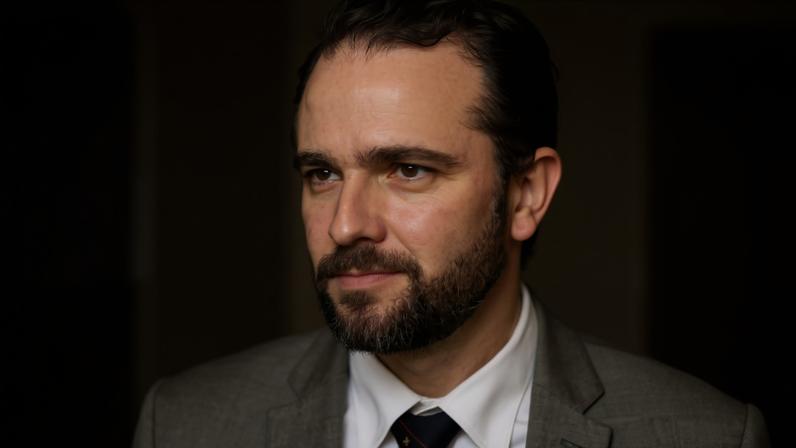 O ministro da Fazenda, Dario Durigan, em Pequim