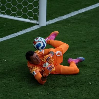 Espanha elimina Uruguai da Copa; Cabo Verde avança aos mata-mata
