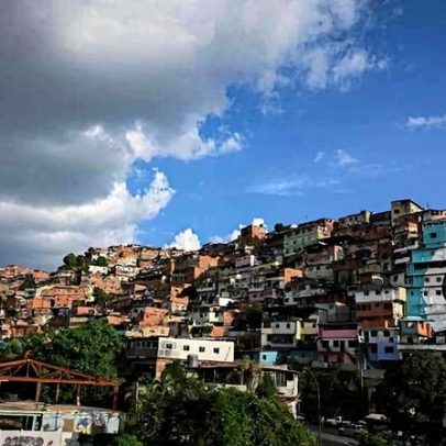 Refeitório em Caracas mantém solidariedade após terremotos na Venezuela