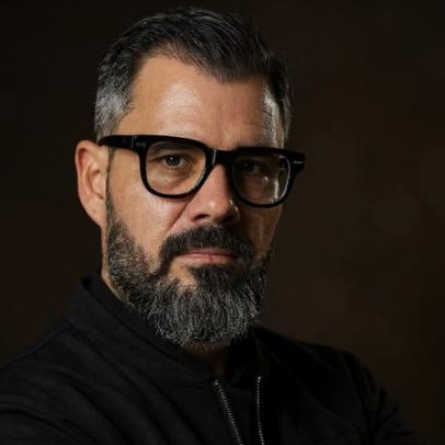 Juliano Cazarré rebate ex-babá e nega irregularidades em ação de R$ 225 mil