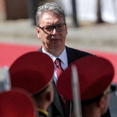 Presidente da Sérvia anuncia renúncia a cerca de um ano do fim do mandato