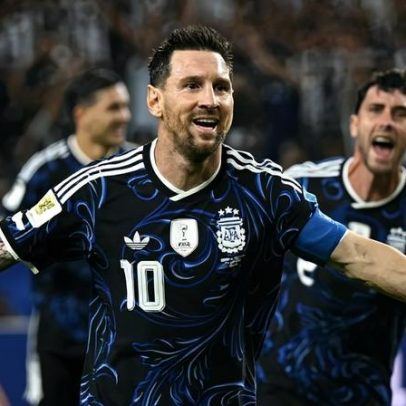 Argentina vence Jordânia com Messi e conquista segunda melhor campanha da Copa
