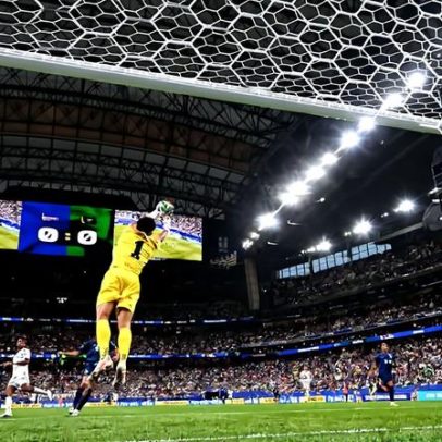 Goleiros veteranos se destacaram na 1ª fase da Copa do Mundo
