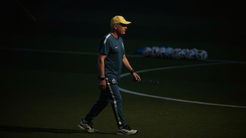 Carlo Ancelotti, durante treino da seleção brasileira, em Houston