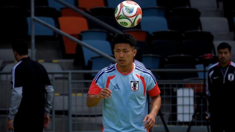 Kento Shiogai durante treino do Japão em Houston; ele diz que sua seleção tem condições de jogar de igual para igual com a brasileira