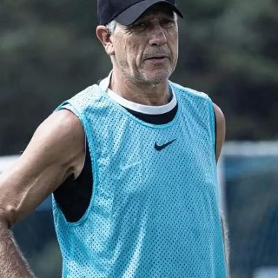 Vasco tem indefinições e foca busca por novo volante