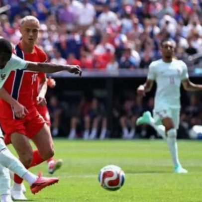 Dembélé faz hat-trick e França goleia Noruega, tirando o Brasil do caminho