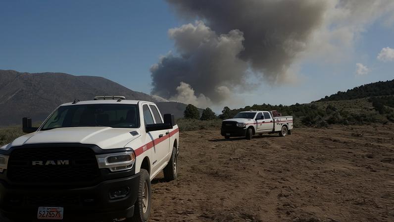 Incêndio florestal em Utah força evacuação de cidade pequena sob calor extremo