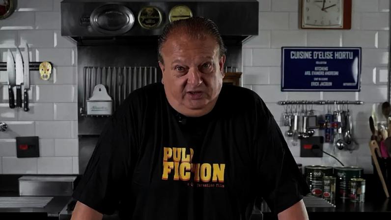 Adeus, omelete tradicional: essa receita à francesa do Érick Jacquin, do 'MasterChef Brasil', leva molho de tomate e creme de leite e fica deliciosa.