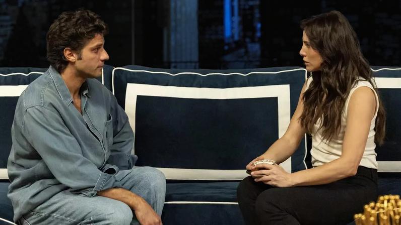 Adriana será obrigada a desistir do amor de Pedro por exigência de Pilar: megera em ação