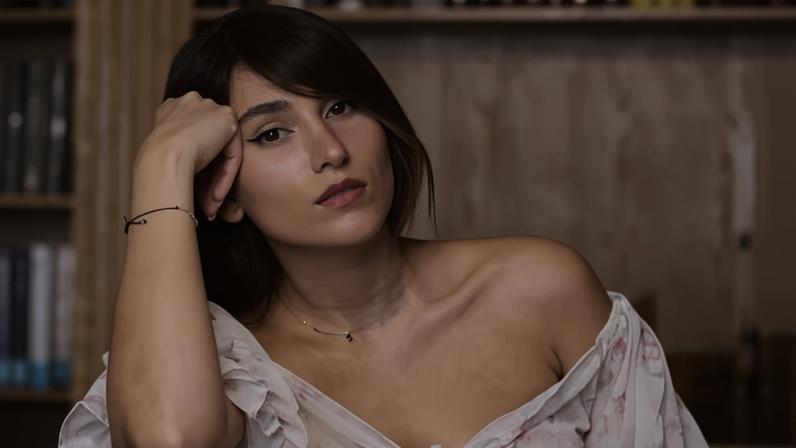 Parastoo Ahmadi condenada a 74 chicotadas por cantar sem hijab