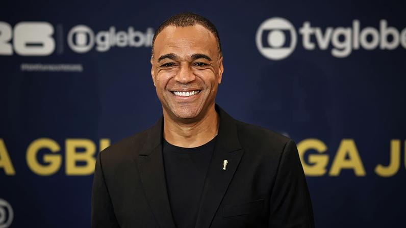 Nem no Google Meet, nem nos Estúdios Globo: Denílson recebeu convite para cobrir a Copa 2026 em churrascaria e por muito pouco não ficou de fora. 'Queria ver se...'.
