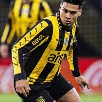 Peñarol negocia compra de Arezo, do Grêmio