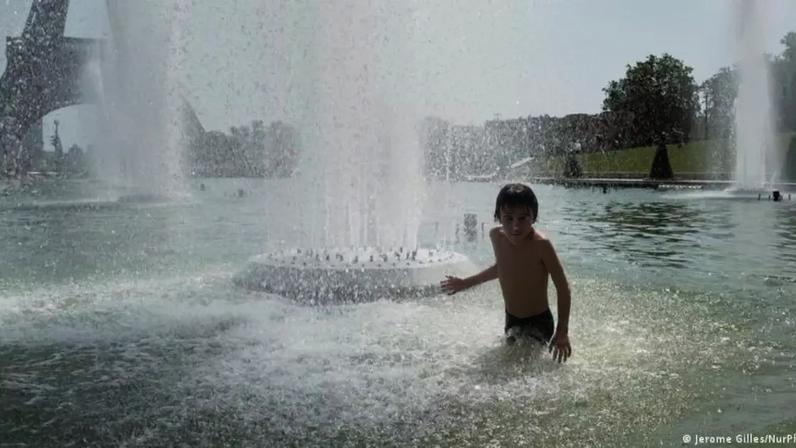Paris foi uma das cidades europeias que entrou em alerta por onda de calor em maio