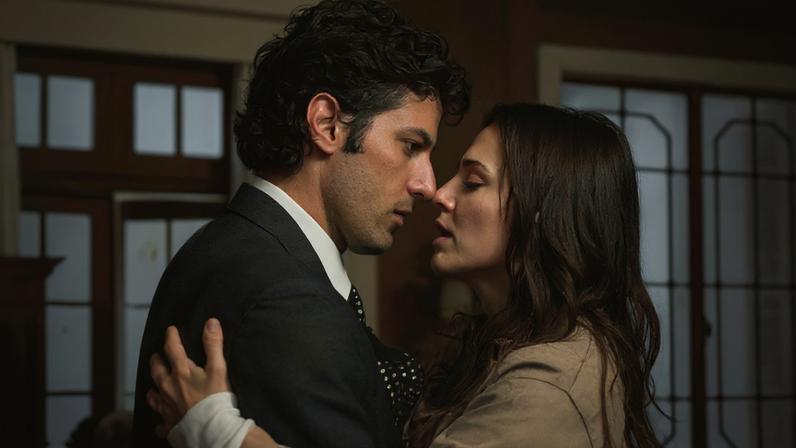No capítulo de hoje de Quem Ama Cuida, Pedro e Adriana se beijam