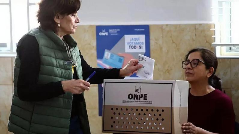 Mais de 27 milhões de eleitores estavam aptos a votar neste domingo (7/6)