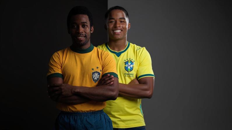 Endrick é o novo Pelé? Comparação entre 'mascote' da Seleção atual e jogador icônico viraliza: uma coincidência marcante sobre os dois chama atenção.