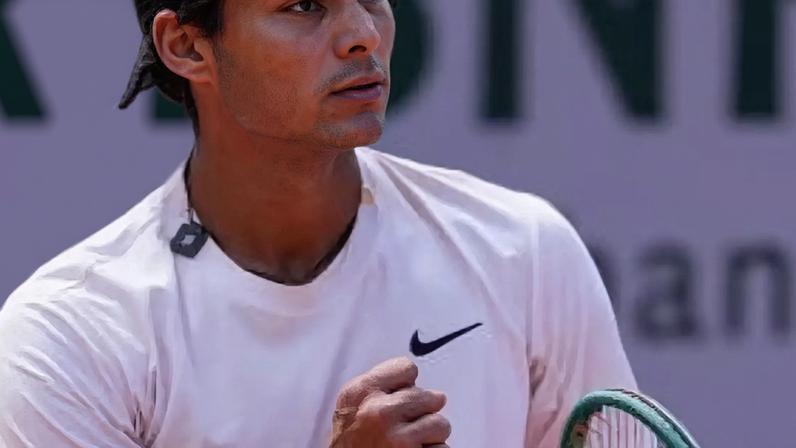 Brasil na final de Roland Garros Jr: saiba onde assistir Guto Miguel x Michael Antonius ao vivo