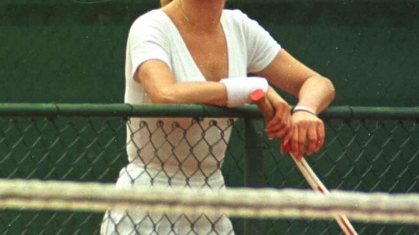 A atriz Vera Fischer durante gravação de um dos episódios do 'Você Decide', em 1998