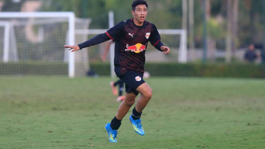 Dudu, jogador do time sub-20 do Red Bull Bragantino.