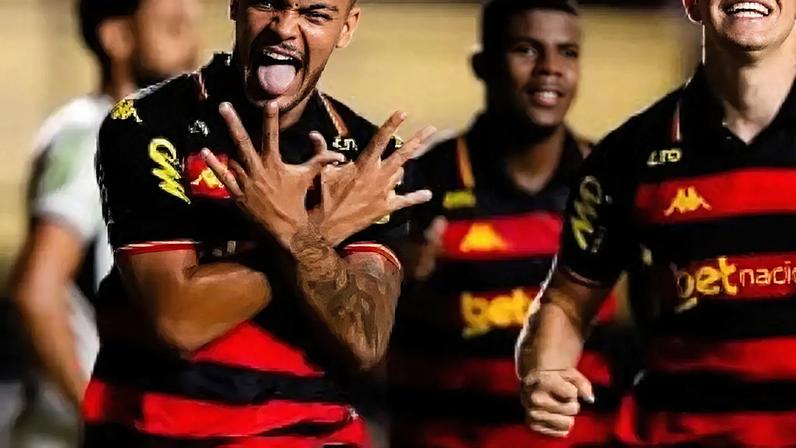 Jogadores do Sport comemorando Gol