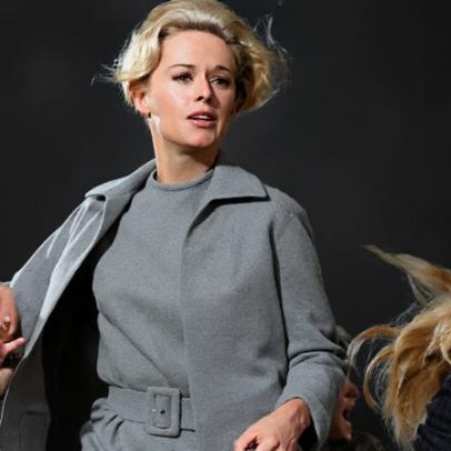 Nova biografia de Hitchcock revela pesadelos de Tippi Hedren em Os Pássaros