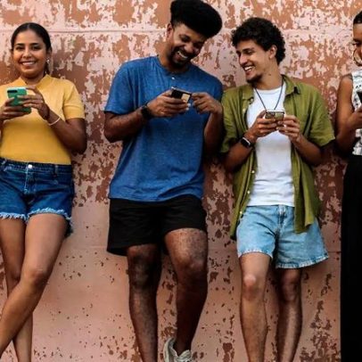 Geração Z no Brasil: conservadorismo varia entre jovens e idosos, mostra pesquisa
