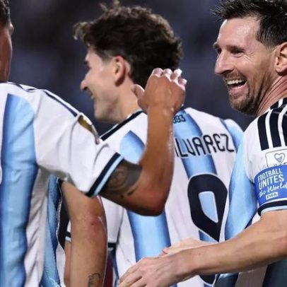 Argentina e Áustria disputam liderança da chave