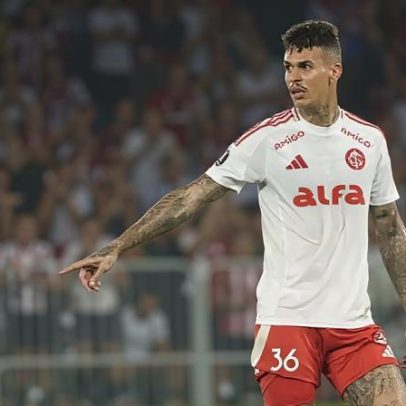 Richard encaminha saída do Internacional e se despede