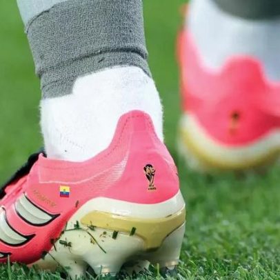 Chuteiras rosa viram febre na Copa de 2026; qual o motivo