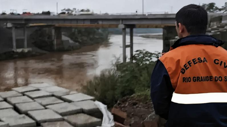 Chuva forte e queda de temperatura mobilizam estados do Sul e Sudeste