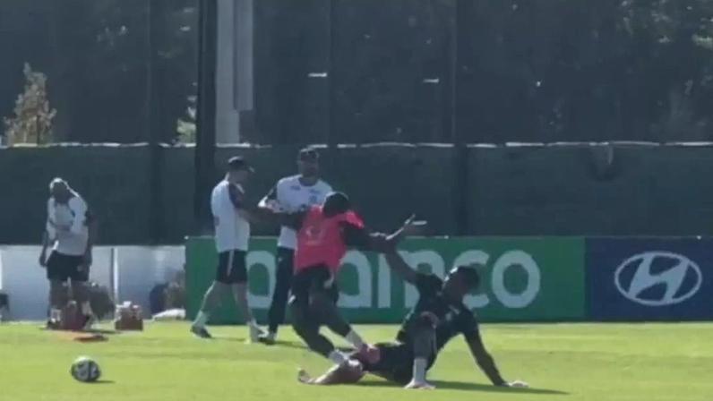 Casemiro saiu em defesa de Endrick em coletiva de imprensa –