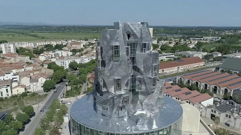LUMA Arles: dano a construções leva sal a função inesperada em edifício francês