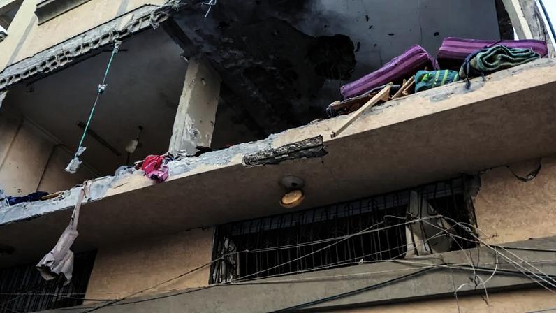 Ataque aéreo israelense atingiu o apartamento da família al-Safadi, na Cidade de Gaza, em 20 de junho de 2026.