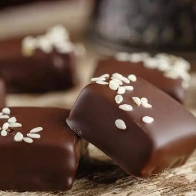 Entenda por que surgem desejos por doces após o almoço