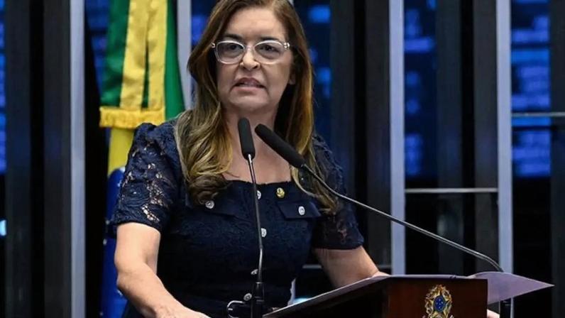 A senadora Dra. Eudócia, em sessão no Plenário
