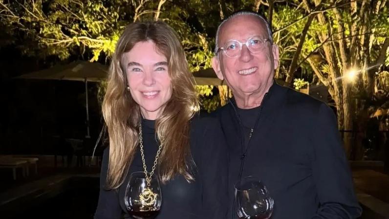 Esposa de Galvão Bueno, hoje aos 56 anos, mudou rotina de treinos e bem-estar após diagnóstico preocupante: 'Ganhei músculos e um corpo mais definido'.
