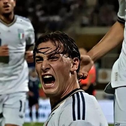 Itália vence Grécia fora de casa em amistoso entre seleções sem Copa