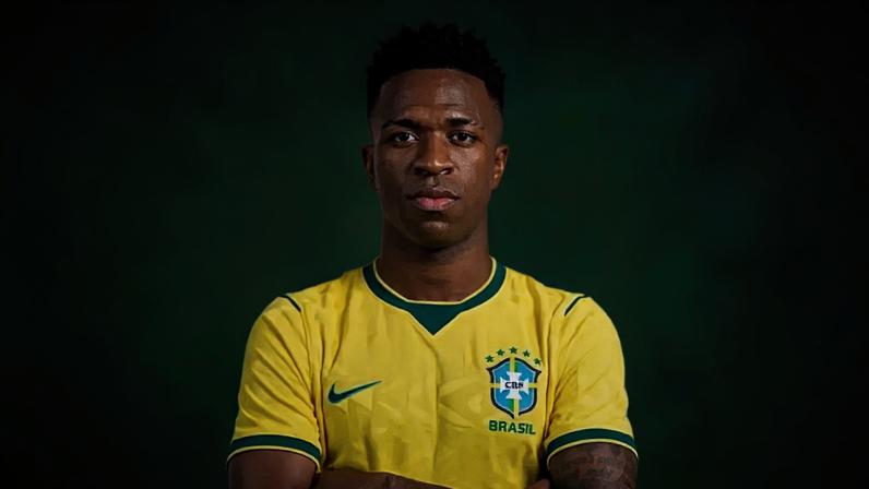 Vini vive pressão para repetir boas atuações na Seleção –
