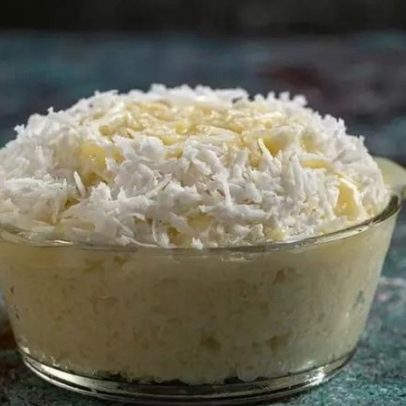 Docinho de coco sem açúcar nem carboidrato pronto em 2 minutos no micro-ondas