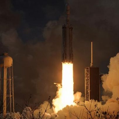 SpaceX estreia na bolsa e aumenta chance de Musk ser o primeiro trilionário