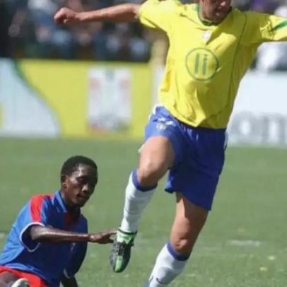 Brasil e Haiti: trajetória improvável no futebol desde tanque de guerra