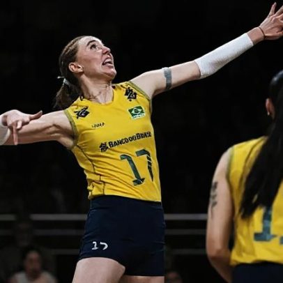 Julia Bergmann fica entre as Top 5 da VNL em pontuação, saque e recepção