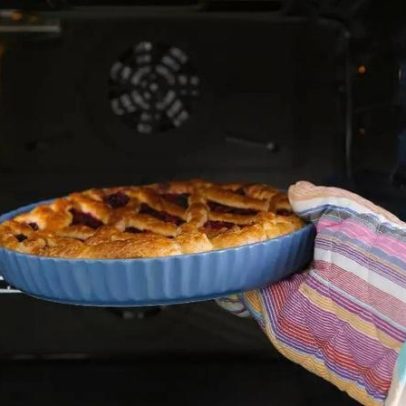 Vinagre facilita a limpeza do forno sem esforço