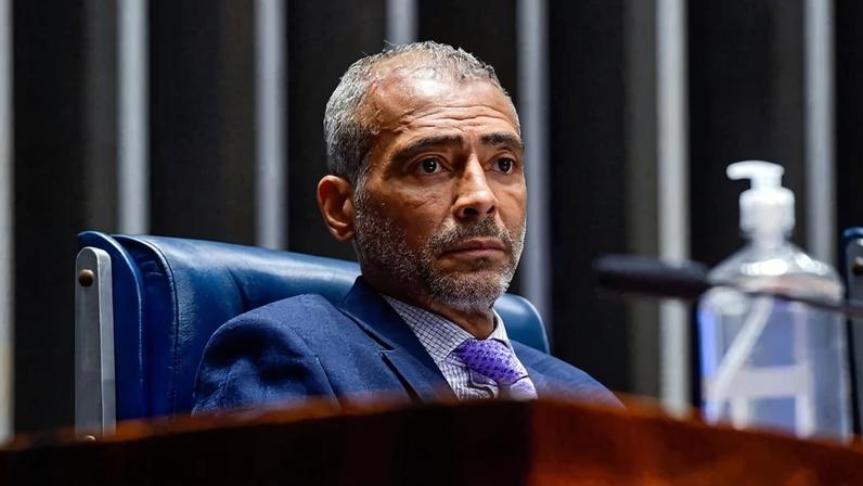 Equipe do senador afirma que não houve afastamento do mandato e que votações serão acompanhadas à distância - (crédito: Tainá Matos/Divulgação)