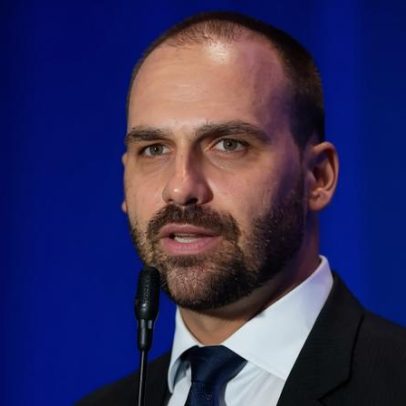 Eduardo Bolsonaro propõe substituir Pix pelo Zelle dos EUA