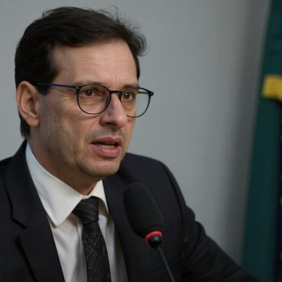 Câmara pauta fim da escala 6x1 em meio a impasse no Senado