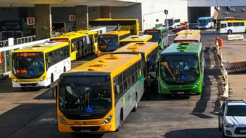 Transporte coletivo terá reforço nos dias de jogos da Seleção Brasileira - (crédito: Joel Rodrigues/Agência Brasília)