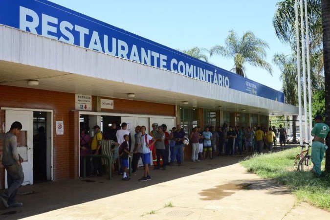 Brasília - DF - Restaurante Comunitário da Cidade Estrutural. - (crédito: Marcelo Ferreira/CB/D.A Press)