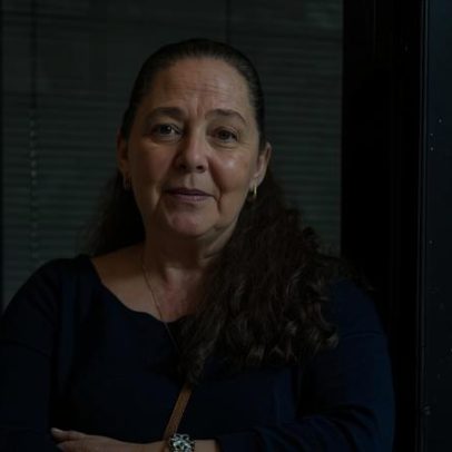 Isabela Garcia, 50 anos de carreira, mantém a doçura infantil